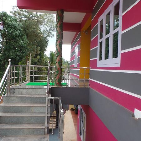 Iroomz Sri Vinayaka Comfort Viradzspet Kültér fotó