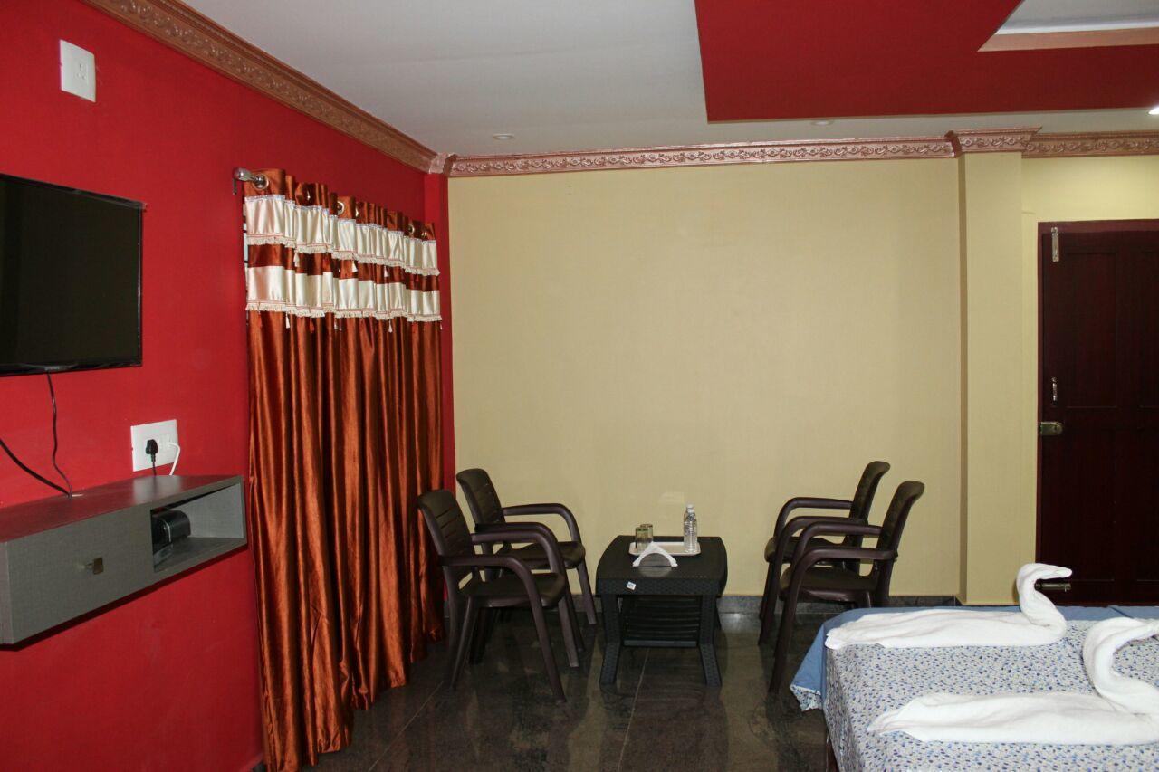 Iroomz Sri Vinayaka Comfort Viradzspet Kültér fotó