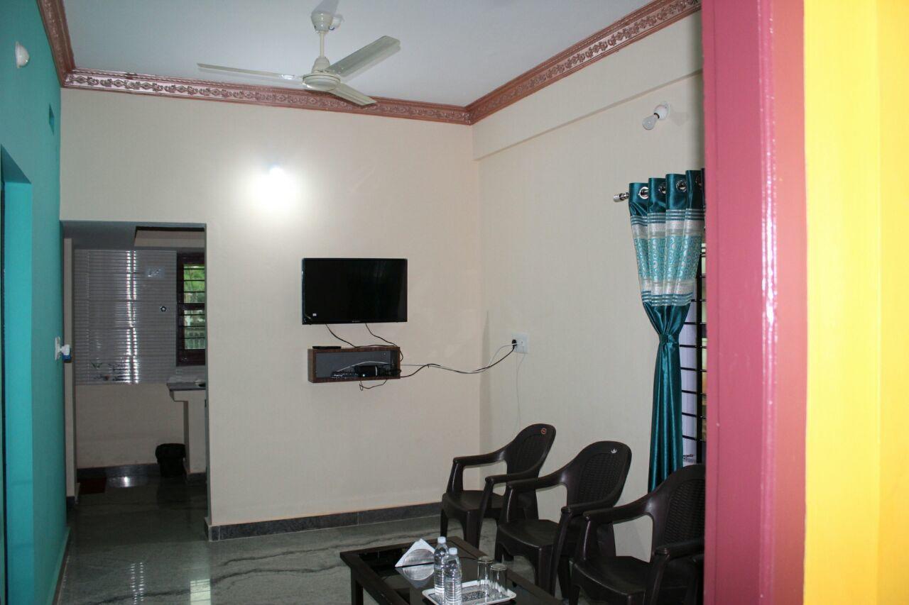 Iroomz Sri Vinayaka Comfort Viradzspet Kültér fotó