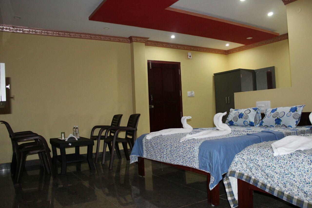 Iroomz Sri Vinayaka Comfort Viradzspet Kültér fotó